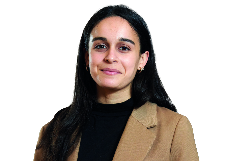 Mora Mangiaterra Pizarro - Asociada